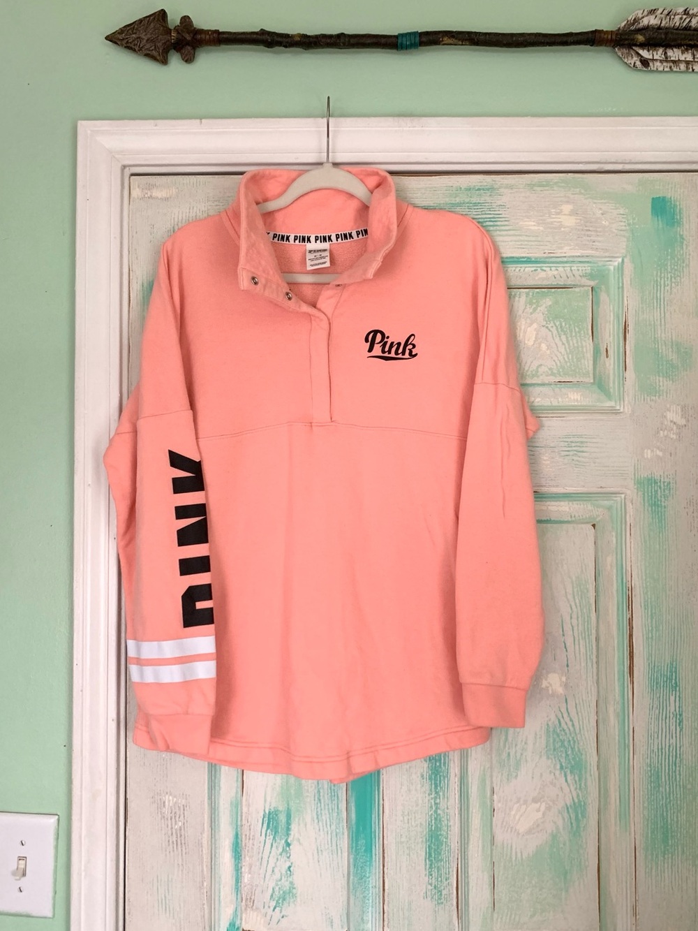 PINK Victoria’s Secret Salmon/Coral Pink Orange Pullover Sweater Medium